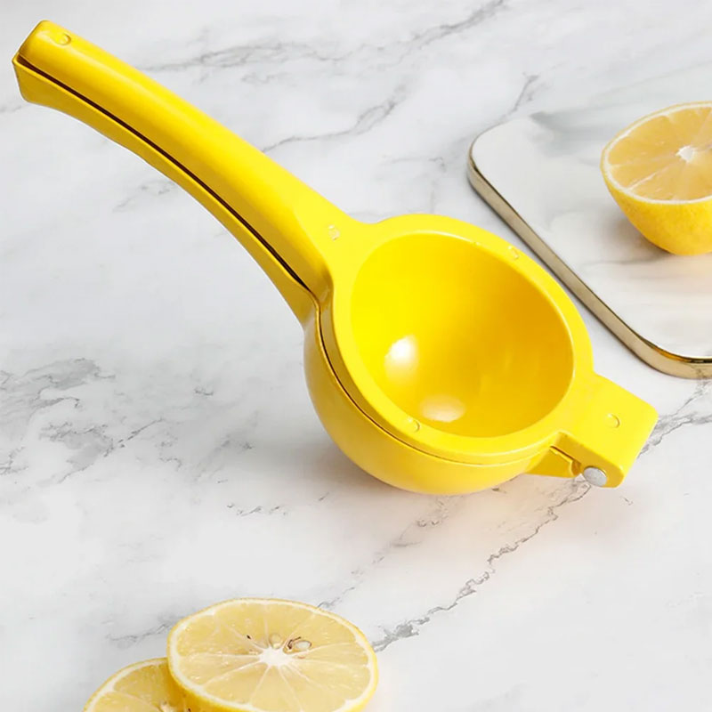 Handheld Lemon Squeezer for Effortless Citrus Juicing